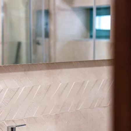 La Luna Della Loggia A1 شقة ريثيمنو