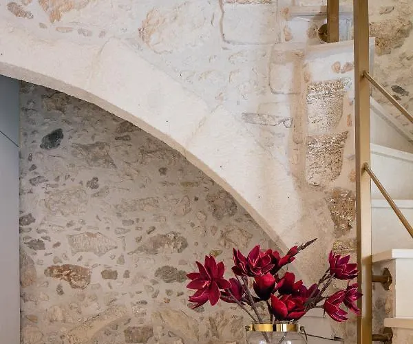 La Luna Della Loggia A1 *